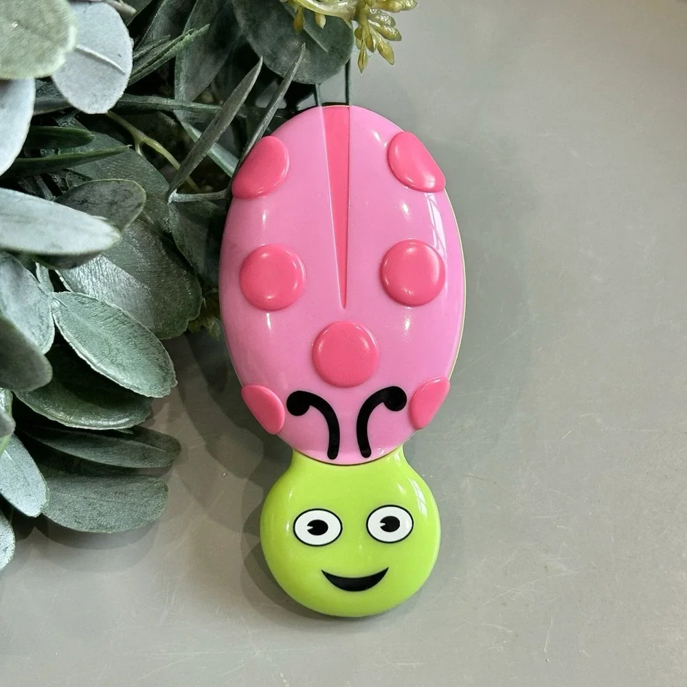American Girl Doll Wellie Wishers‎ Little Lady Bug Brush Accessories Hair